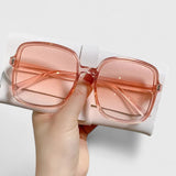 Emalynn | Eleganckie okulary przeciwsłoneczne | Iwona Warszawa