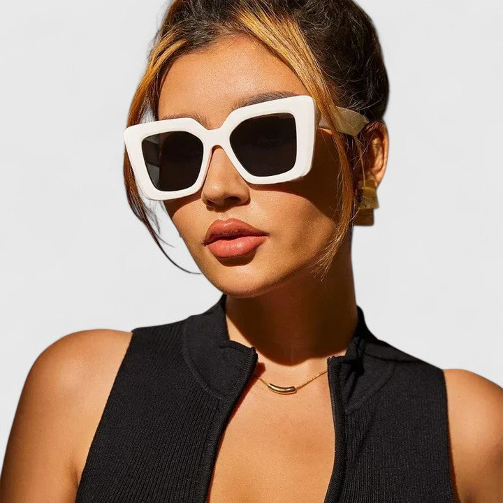 Raeyana | Eleganckie okulary przeciwsłoneczne | Iwona Warszawa