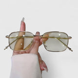 Raygynn | Eleganckie okulary przeciwsłoneczne - widok 11