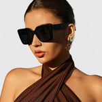 Raeyana | Eleganckie okulary przeciwsłoneczne - widok 4