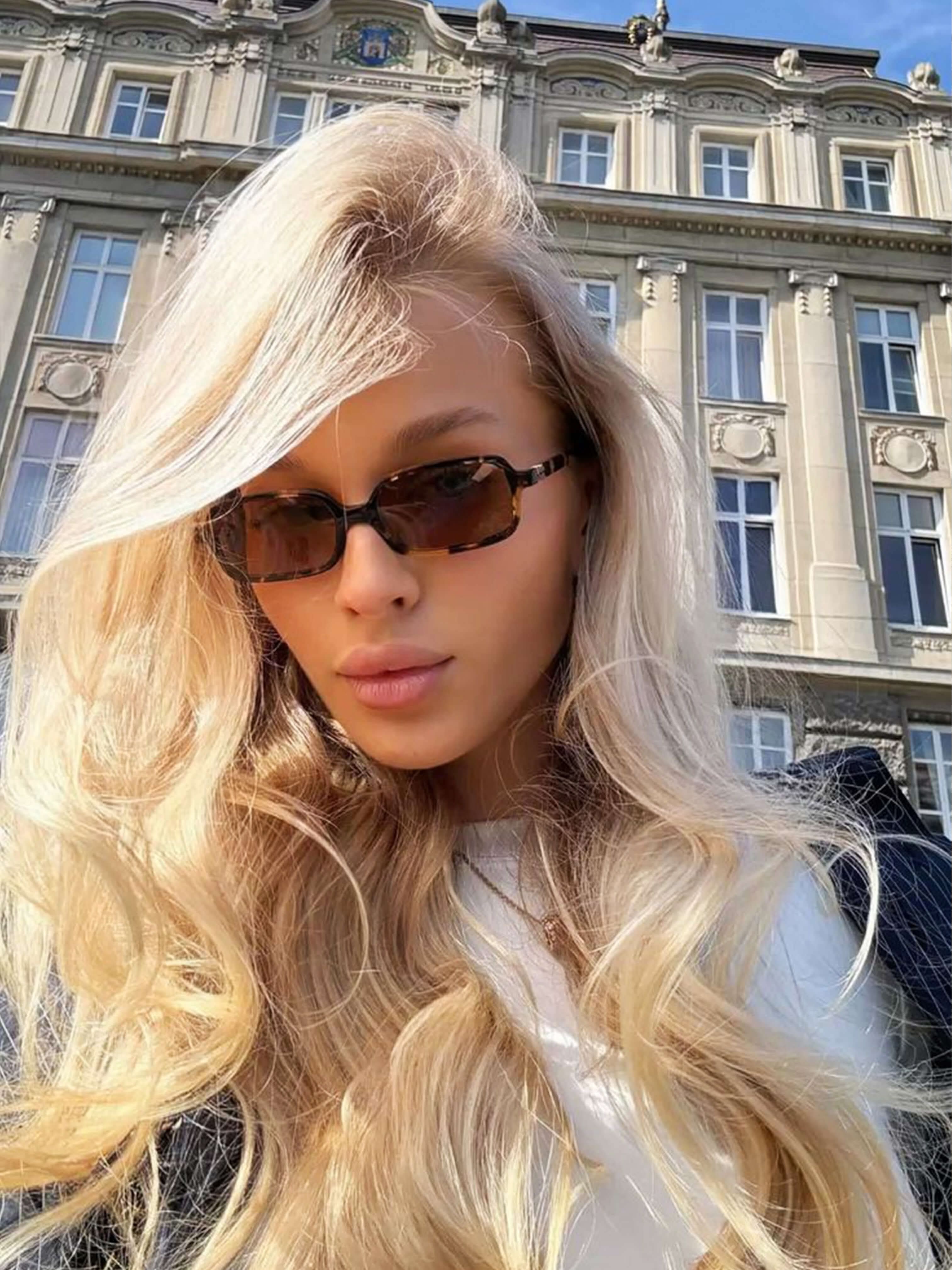 Skarlett | Okulary przeciwsłoneczne glamour - widok 2
