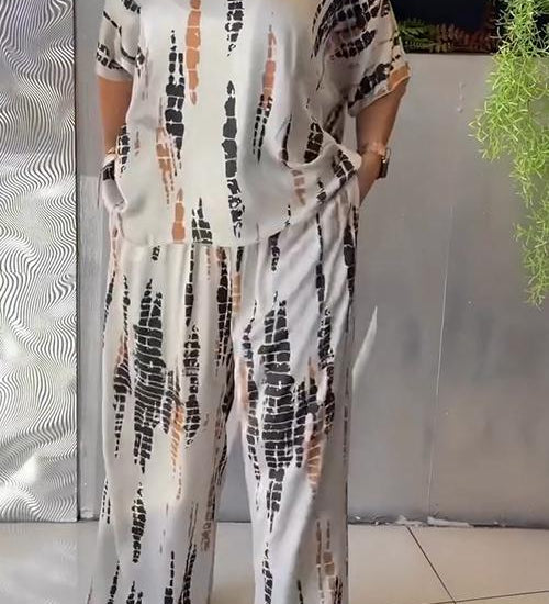Marie - Komplet casual z nadrukiem - widok 2